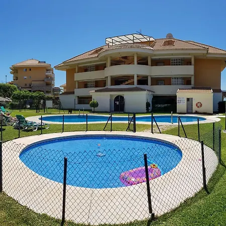 Апартаменти Sea Pool And Relax Comotucasa Фуенхірола