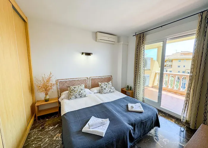 Апартаменти Sea Pool And Relax Comotucasa *