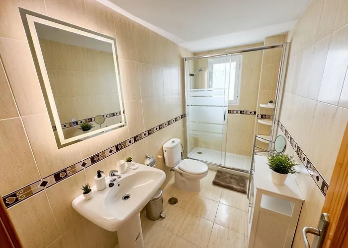 Sea Pool And Relax Comotucasa Апартаменти *