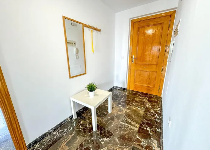 Апартаменти Sea Pool And Relax Comotucasa *