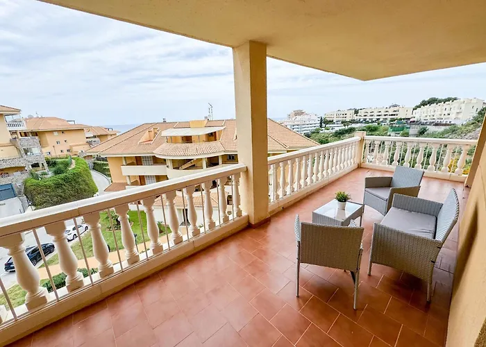 Апартаменти Sea Pool And Relax Comotucasa